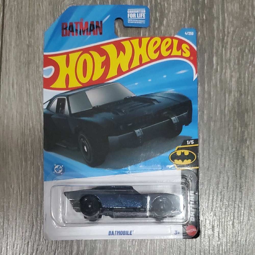 Mattel Hot Wheels Batmobile - Black and Dark Blue